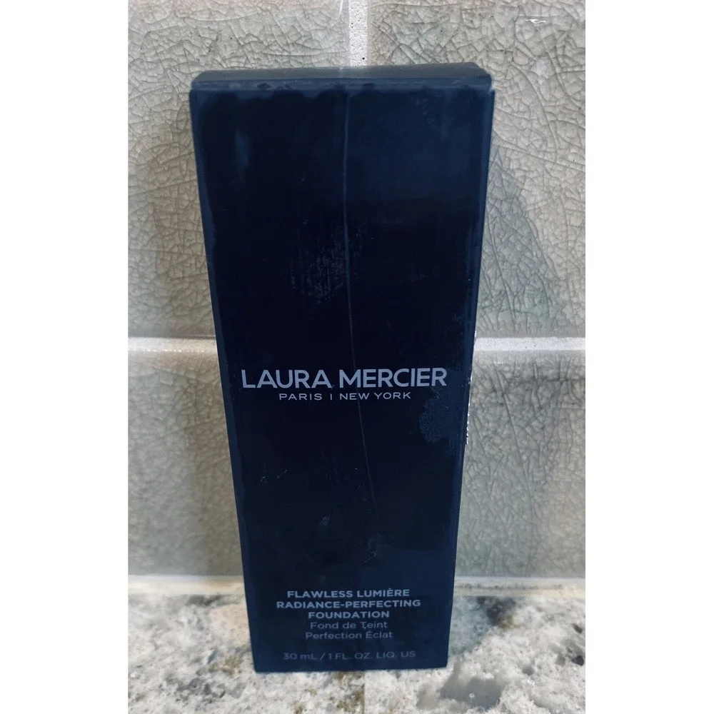 Laura Mercier Radiance-Perfecting Foundation In ECRU 2C1 (30ml/1fl.oz) NEW